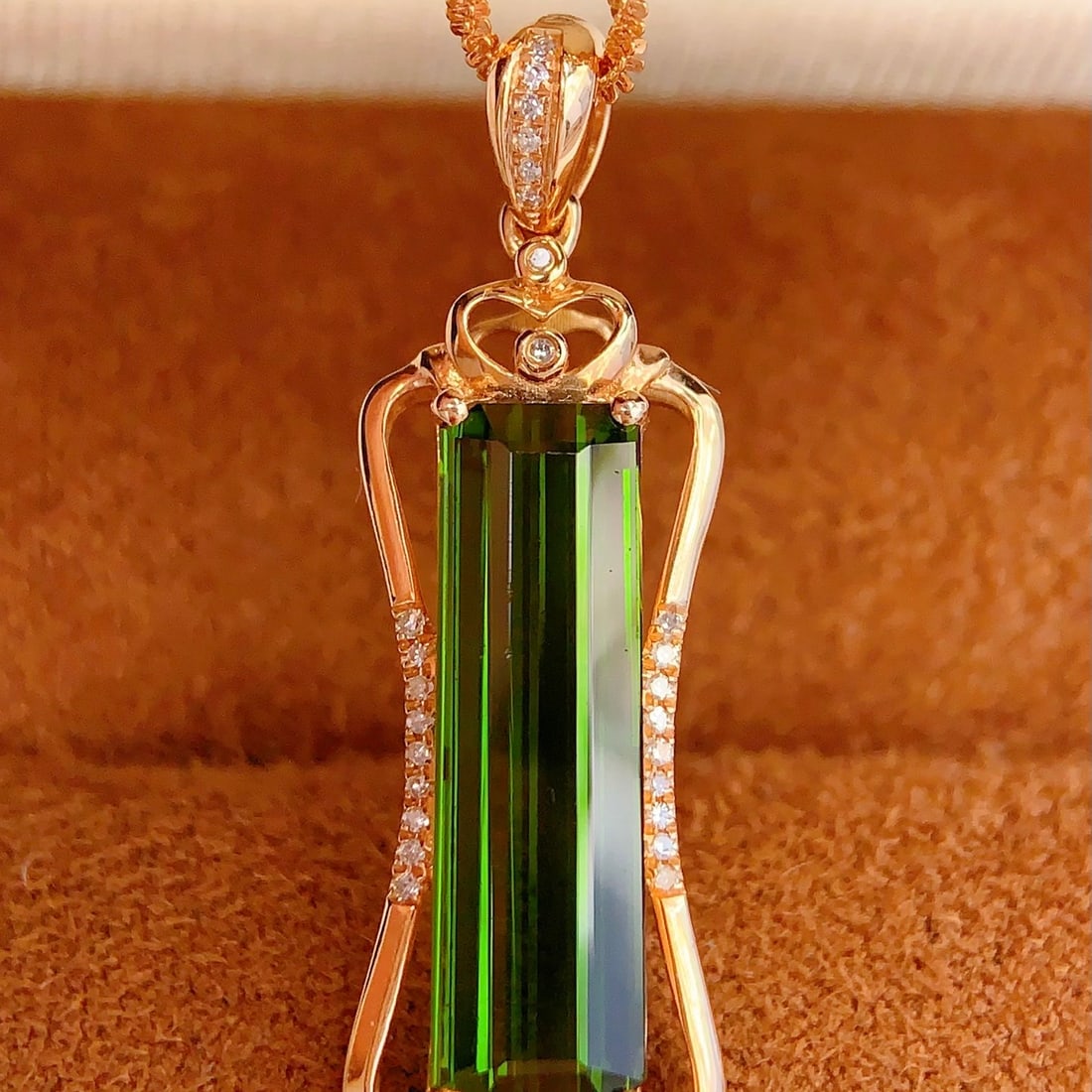 14k Gold 3.8 Ct Natural Tourmaline & Diamond Pendant( Without Chain ) - 4