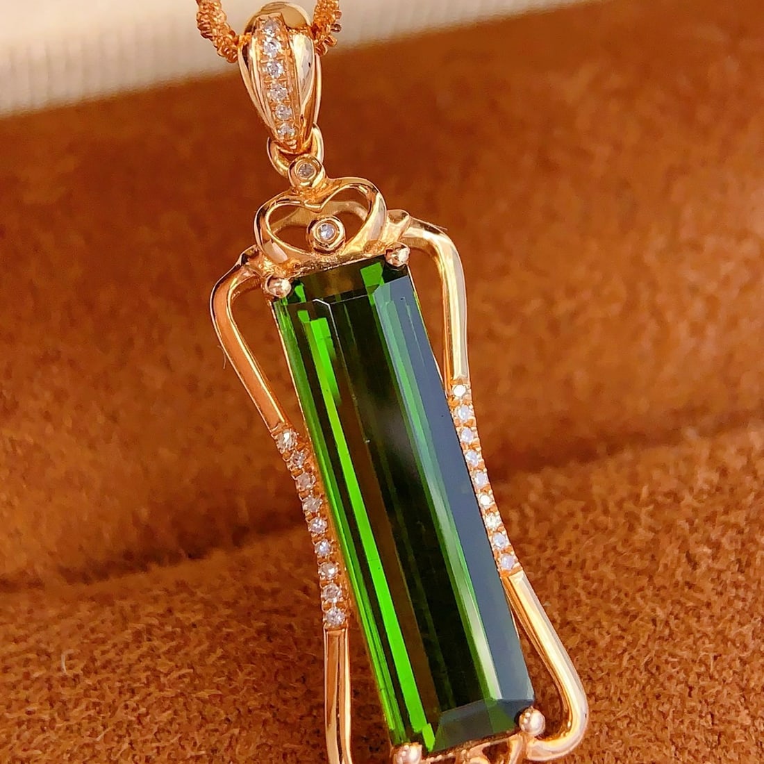 14k Gold 3.8 Ct Natural Tourmaline & Diamond Pendant( Without Chain ) - 5