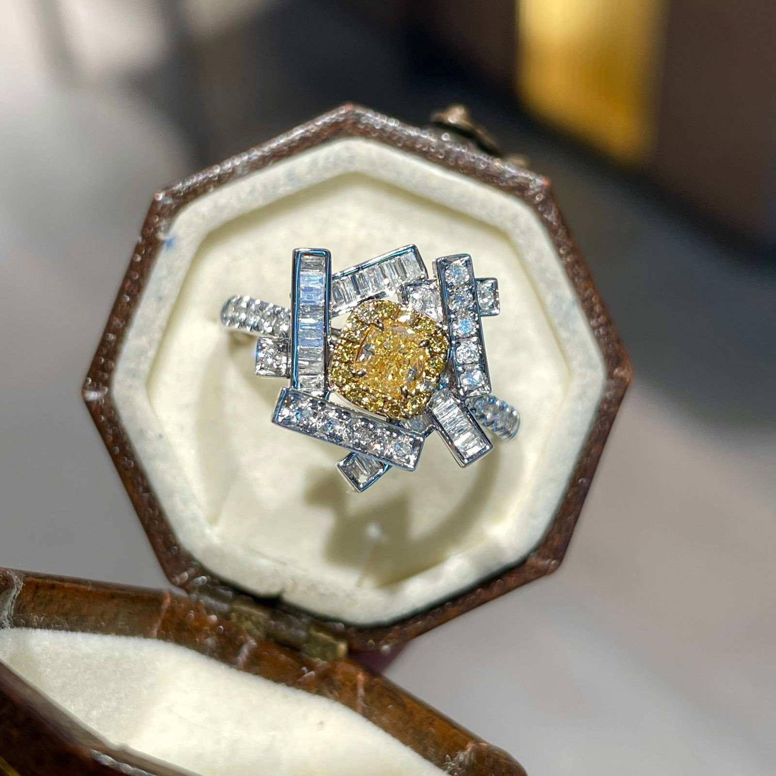 14k Gold 0.66 Ct Natural Color Diamond Ring: Ref:231104404 // gold content:14k gold // ring size:7. 25us // // main gemstone:diamond // shape:multiple // carat weight:0. 66ct // clarity grade:vs-si // color:color // treatment:natural // Low