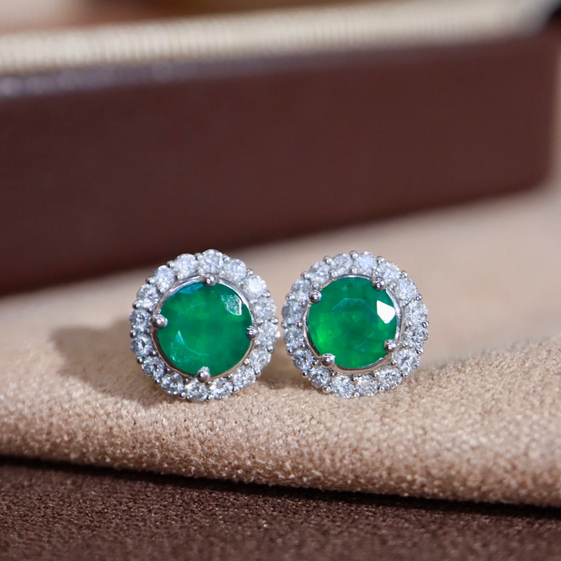 14k Gold 1.23 Ctw Vivid Green Natural Emerald & Diamond Earrings (1 of 9)