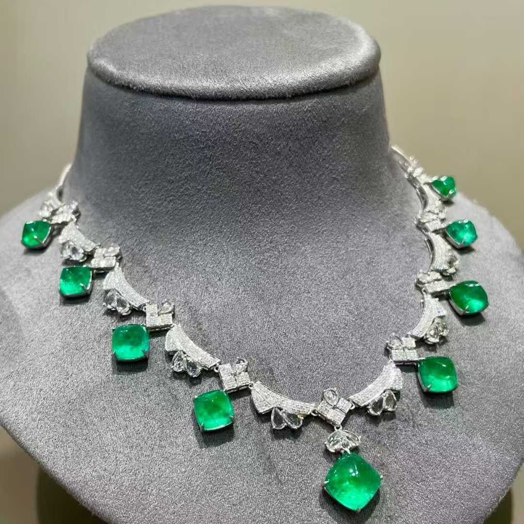 14k Gold 15.3 Ct Natural Emerald & Diamond & Sapphire Necklace - 5