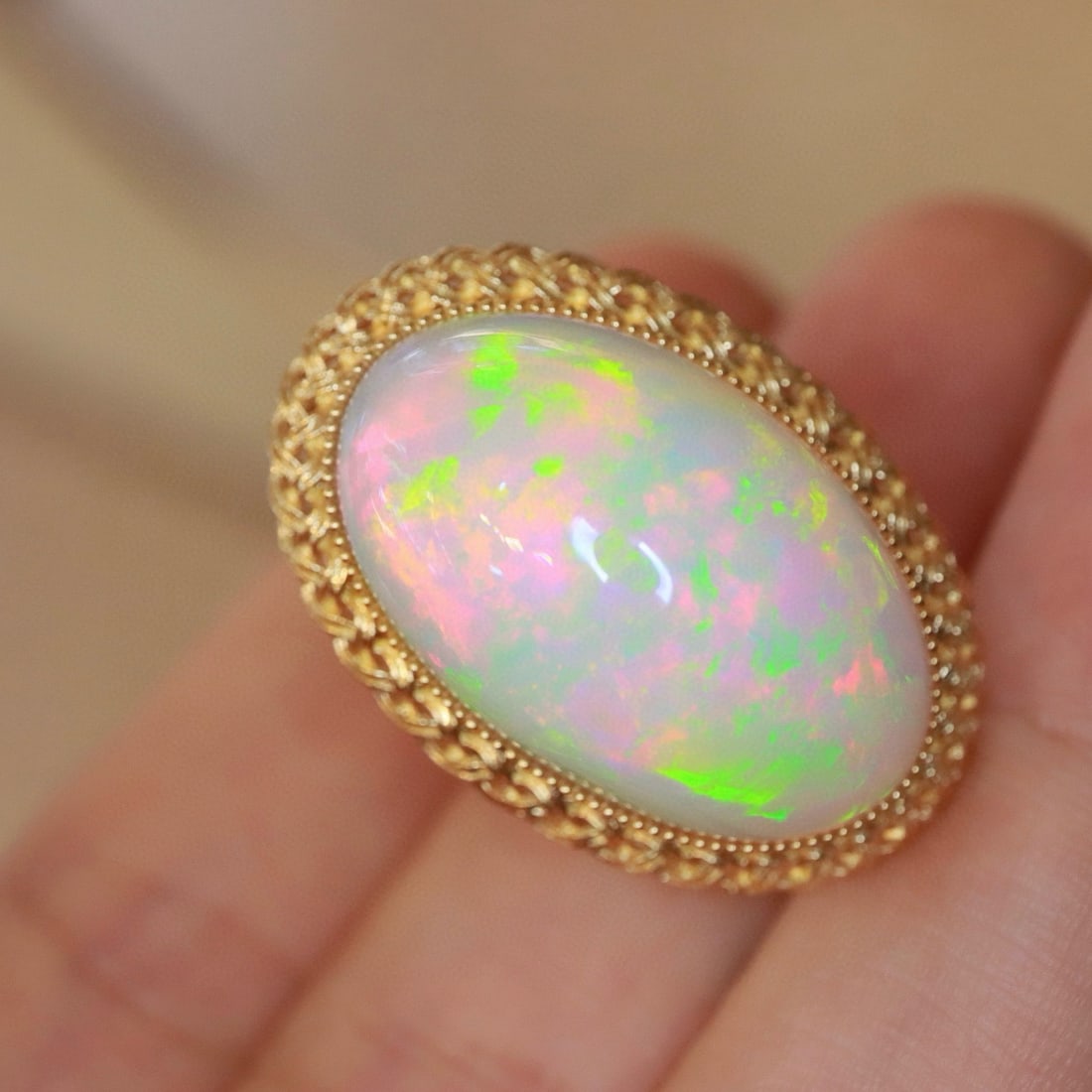 14k Gold 14.03 Ct Natural Opal & Solitaire Ring - 7