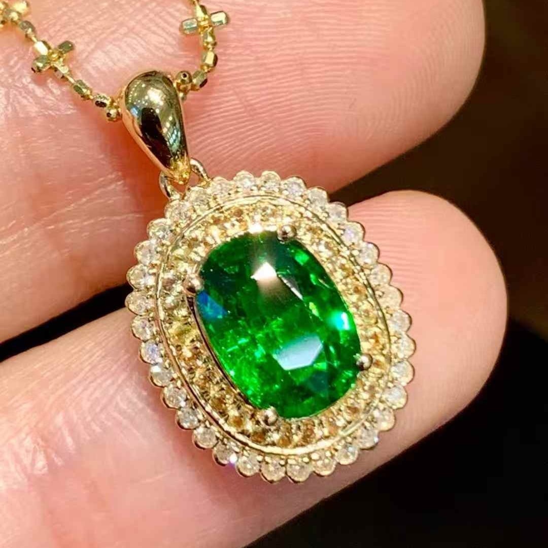 14k Gold 1.55 Ct Natural Tsavorite & Diamond Pendant( Without Chain ) - 3