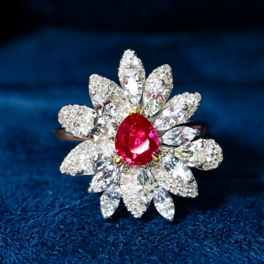 14k Gold 0.79 Ctw Natural Ruby & Diamond Ring - 3