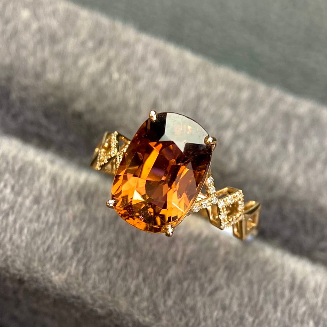 14k Gold 4.3 Ct Natural Tourmaline & Diamond Ring - 3