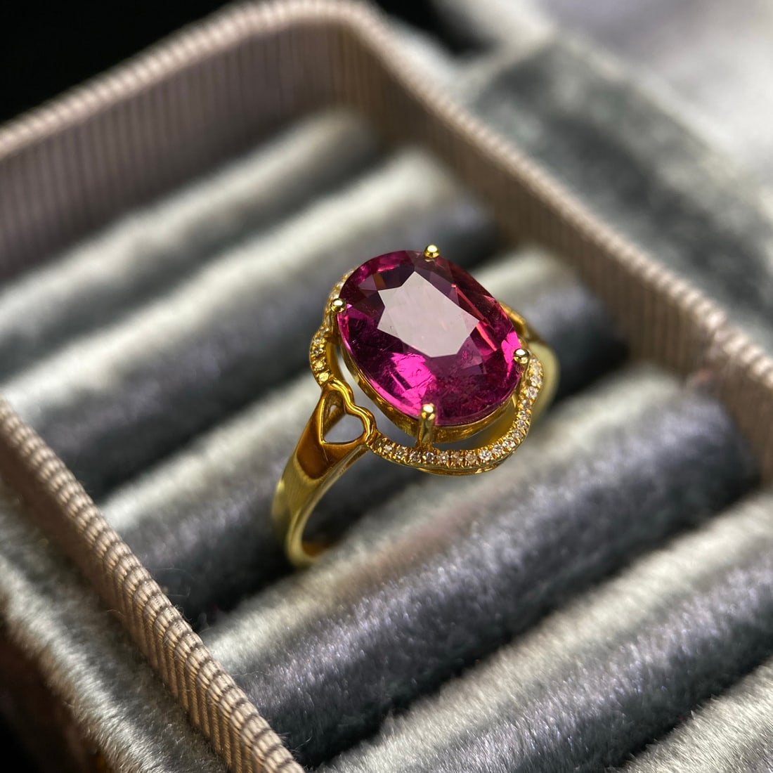 14k Gold 3.10 Ct Natural Tourmaline & Diamond Ring - 2