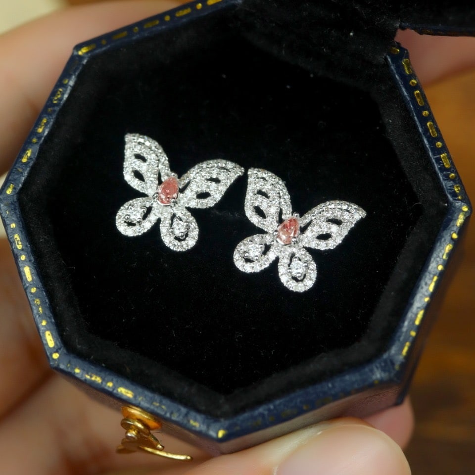 14k Gold 0.25 Ctw Natural Pink Diamond & Diamond & Butterfly Earrings - 6