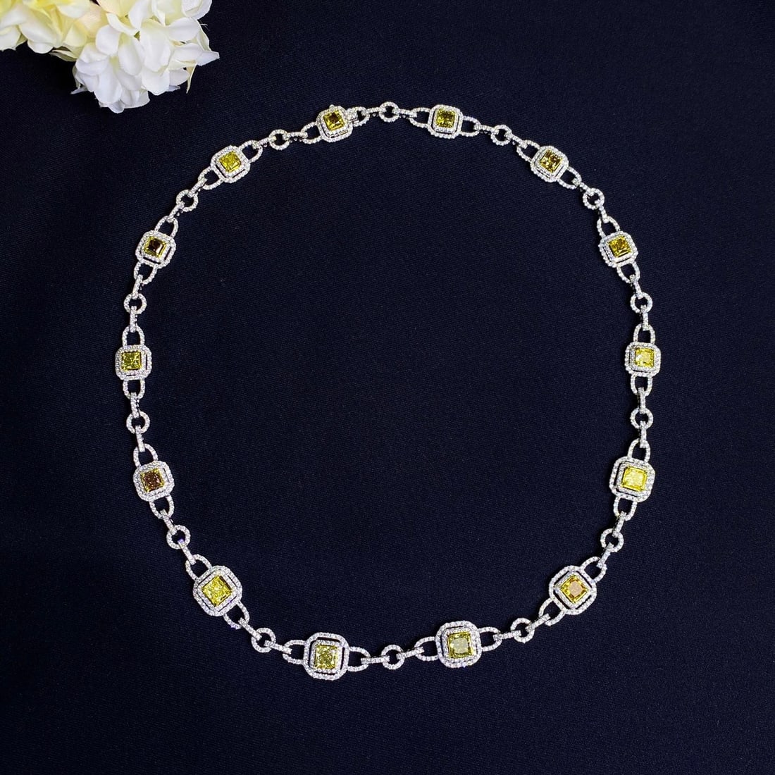 14k Gold 17.36 Ctw Natural Yellow Diamond & Diamond Necklace - 2