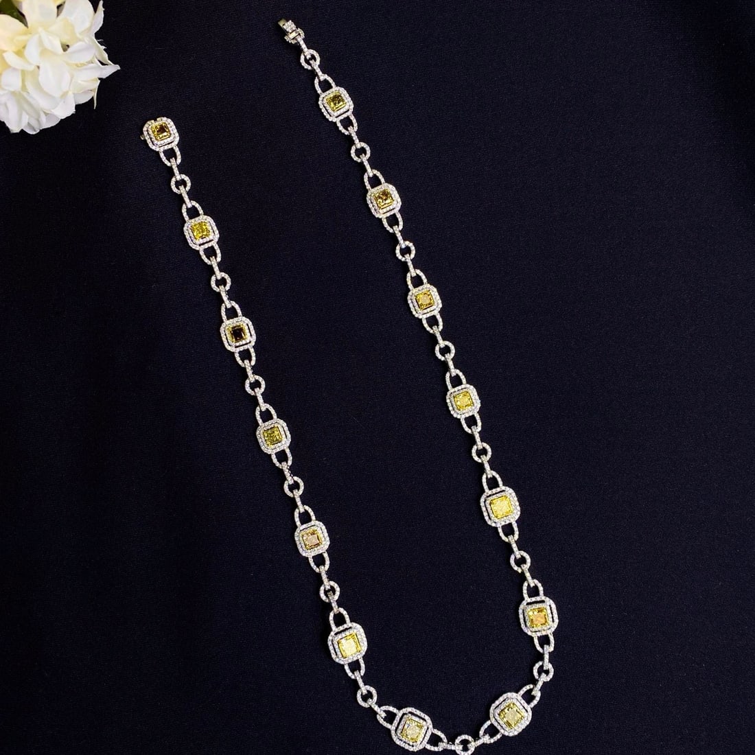 14k Gold 17.36 Ctw Natural Yellow Diamond & Diamond Necklace - 3