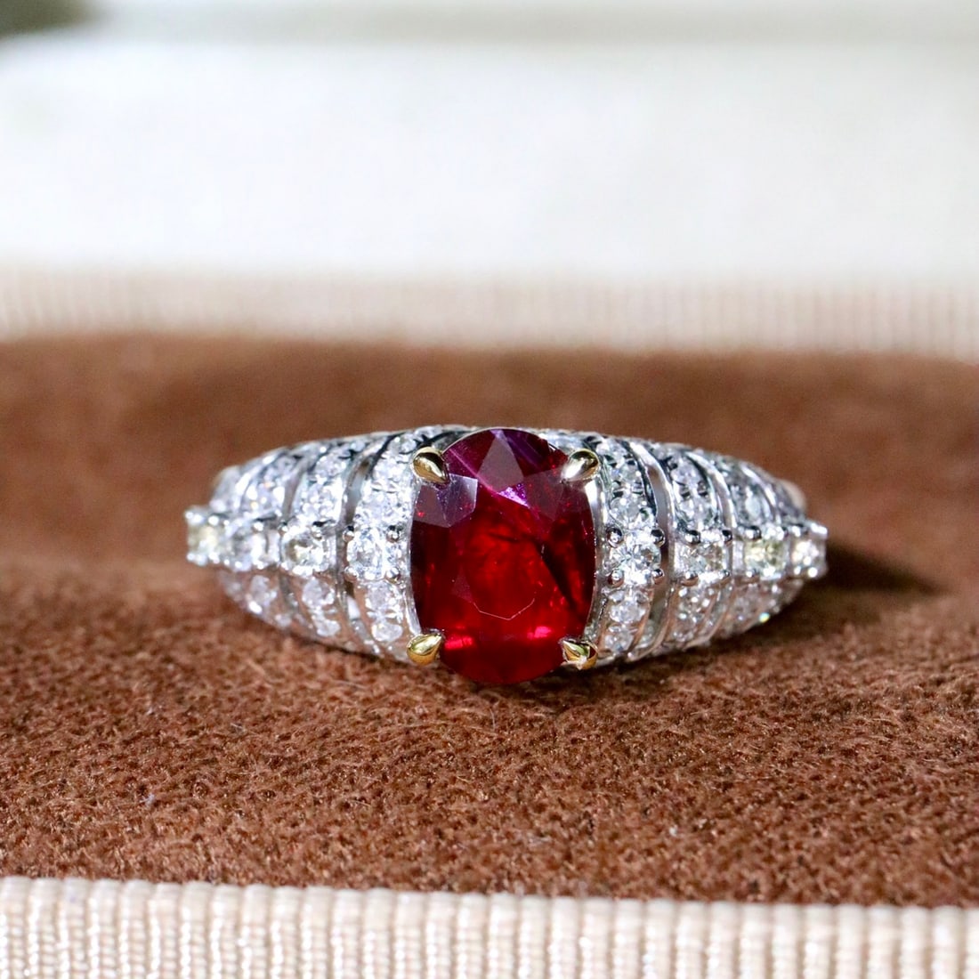 14k Gold 1.18 Ctw Natural Ruby & Diamond Ring: Ref:231114104 // gold content:14k gold // ring size:7. 25us // // main gemstone:ruby // shape:oval // carat weight:0. 89ct // color:red // treatment:natural // // adjacent gemstone 2 : diamond // shap