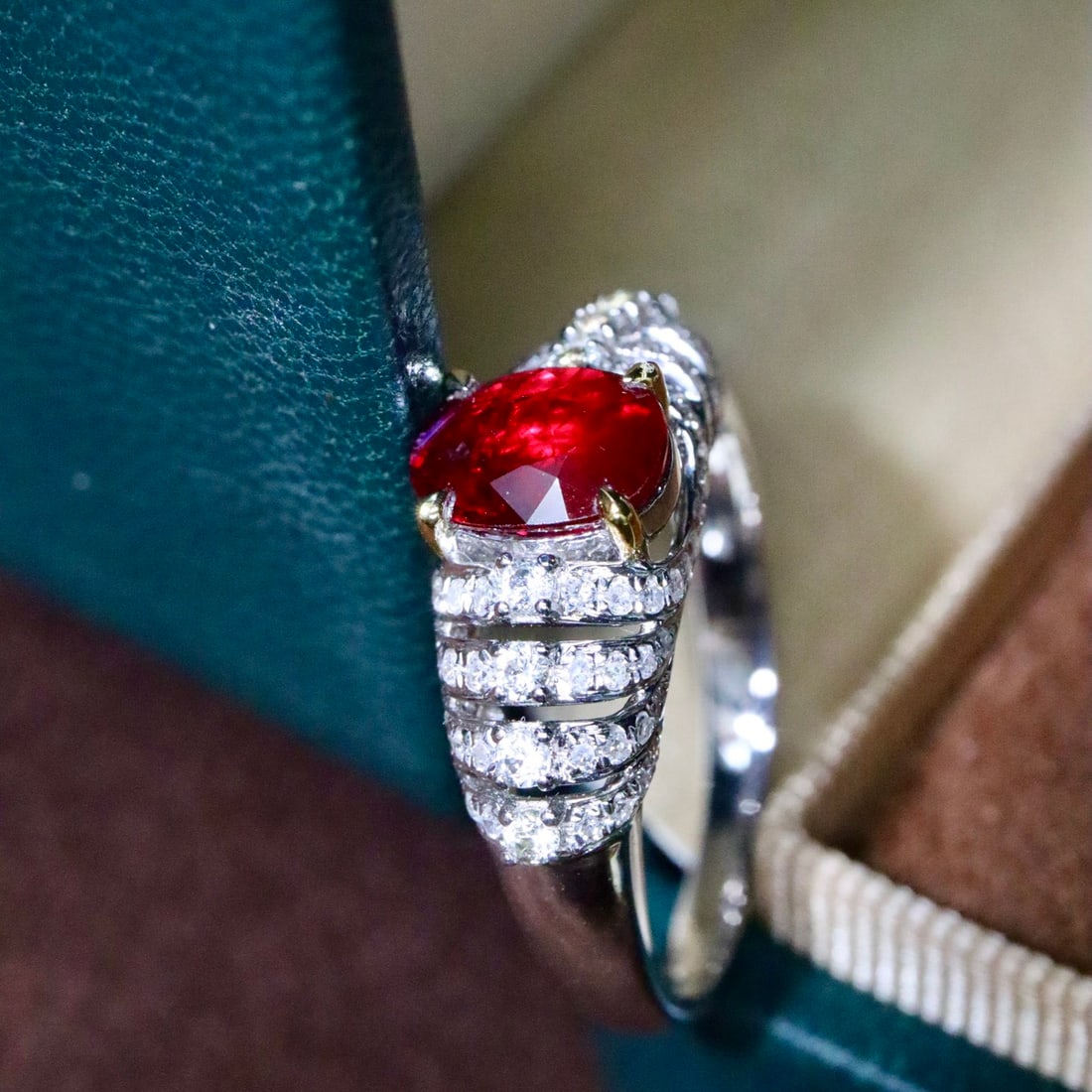 14k Gold 1.18 Ctw Natural Ruby & Diamond Ring - 3