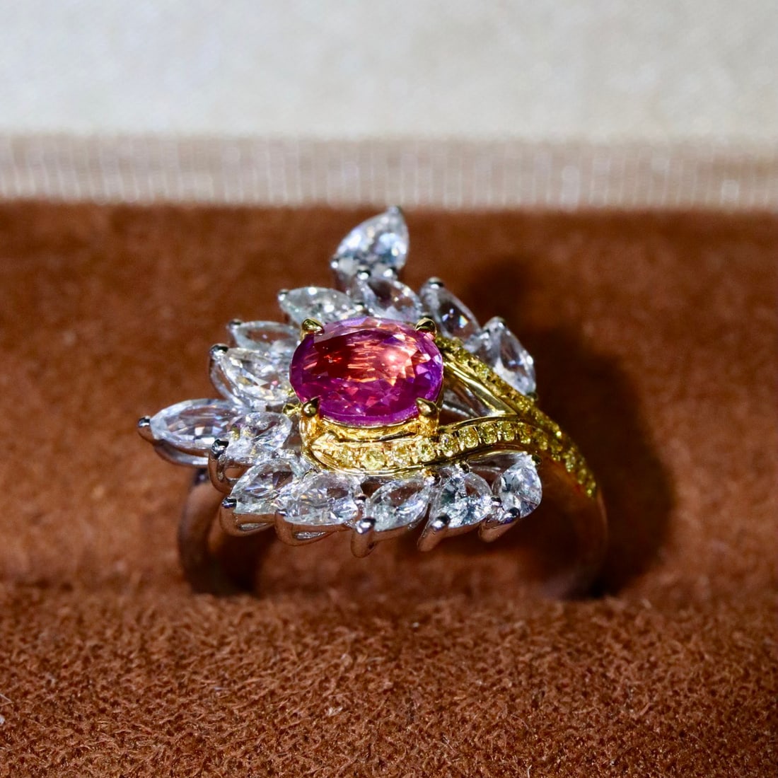 14k Gold 2.09 Ctw Natural Padparadscha Sapphire & Sapphire Ring - 2