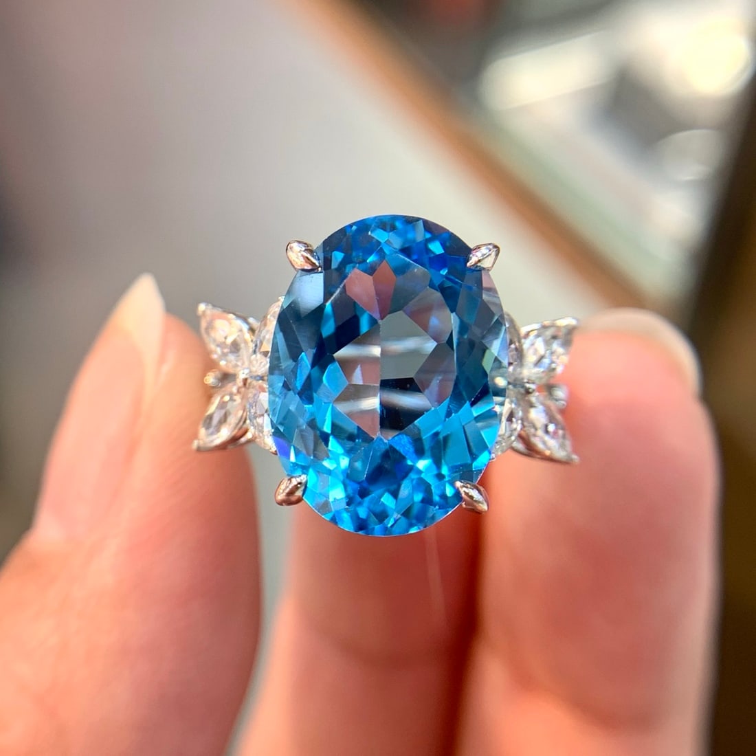 14k Gold 13.31 Ctw Natural Topaz & Sapphire Ring - 4