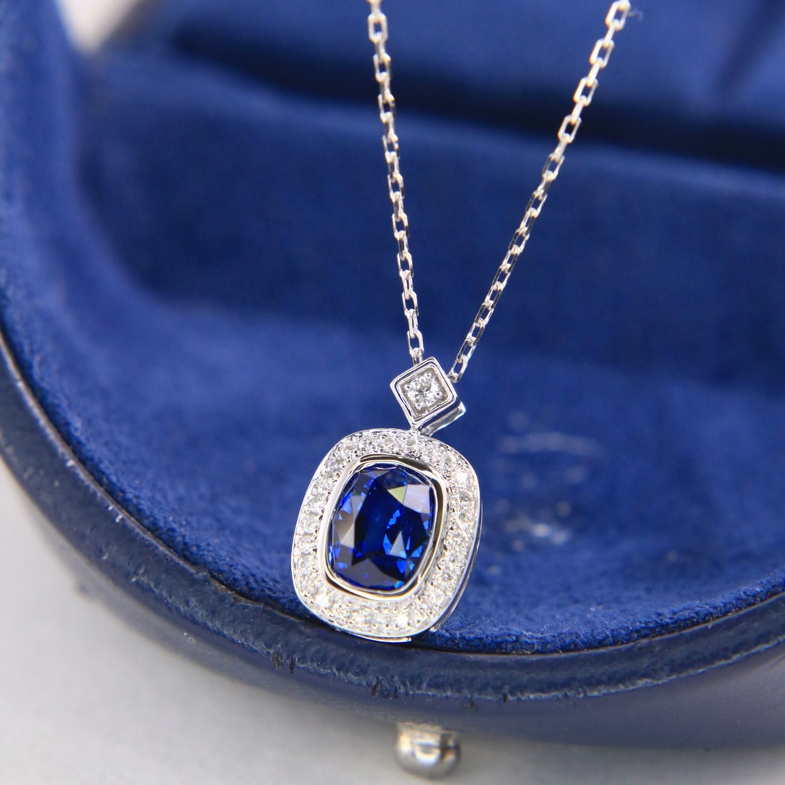 14k Gold 1.28 Ctw Natural Sapphire & Diamond Necklace - 8