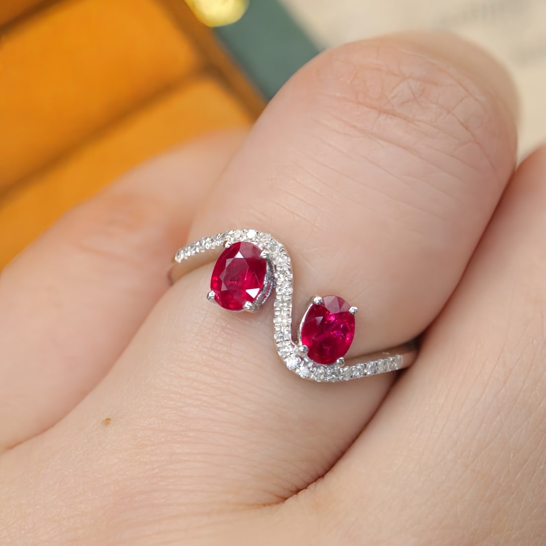 14k Gold 0.71 Ctw Natural Ruby & Diamond Ring - 6