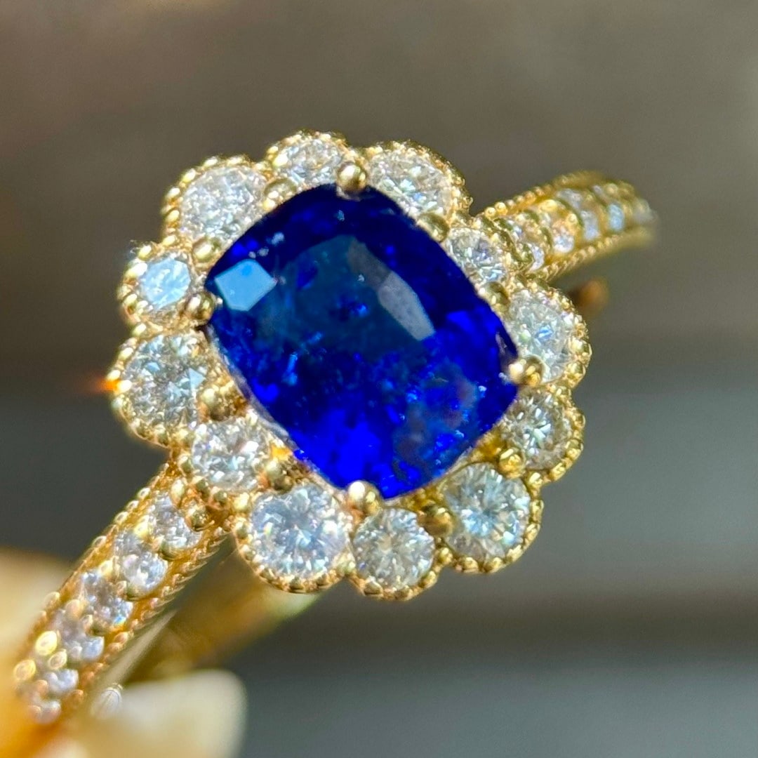 14k Gold 2.14 Ctw Natural Sapphire & Diamond Ring - 3