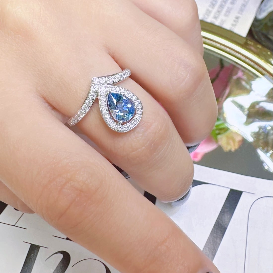 14k Gold 1.32 Ctw Natural Aquamarine & Diamond Ring - 4