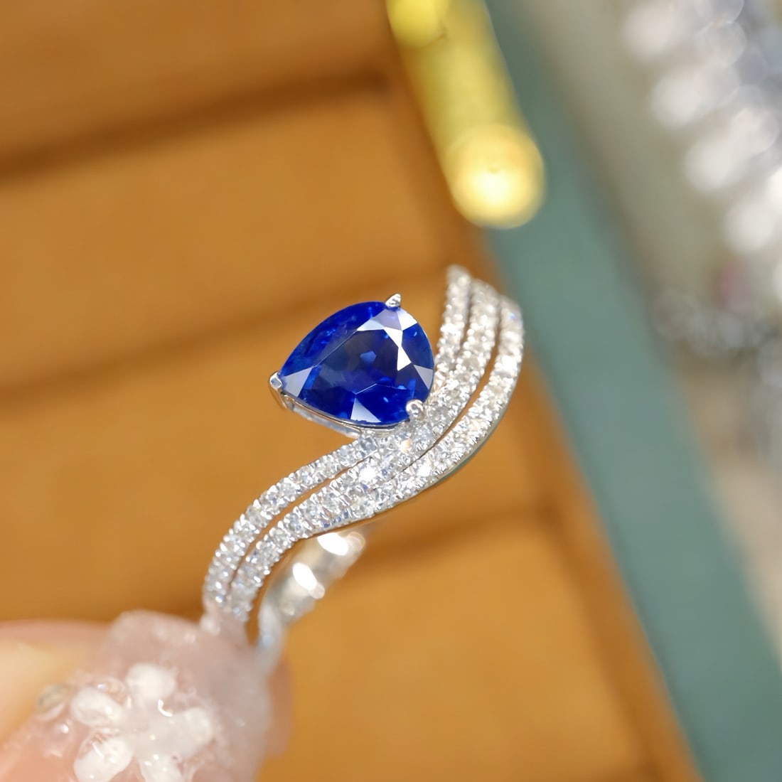 14k Gold 1.20 Ctw Natural Sapphire & Diamond Ring - 2