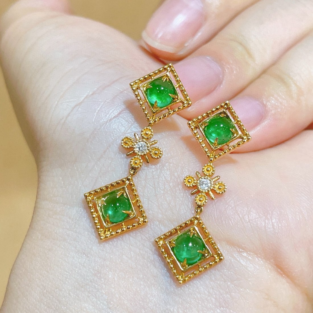 14k Gold 2.04 Ctw Natural Emerald & Diamond Earrings - 3
