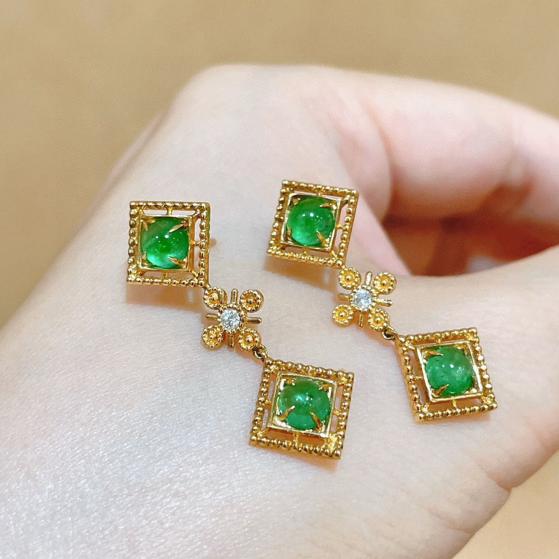 14k Gold 2.04 Ctw Natural Emerald & Diamond Earrings - 4