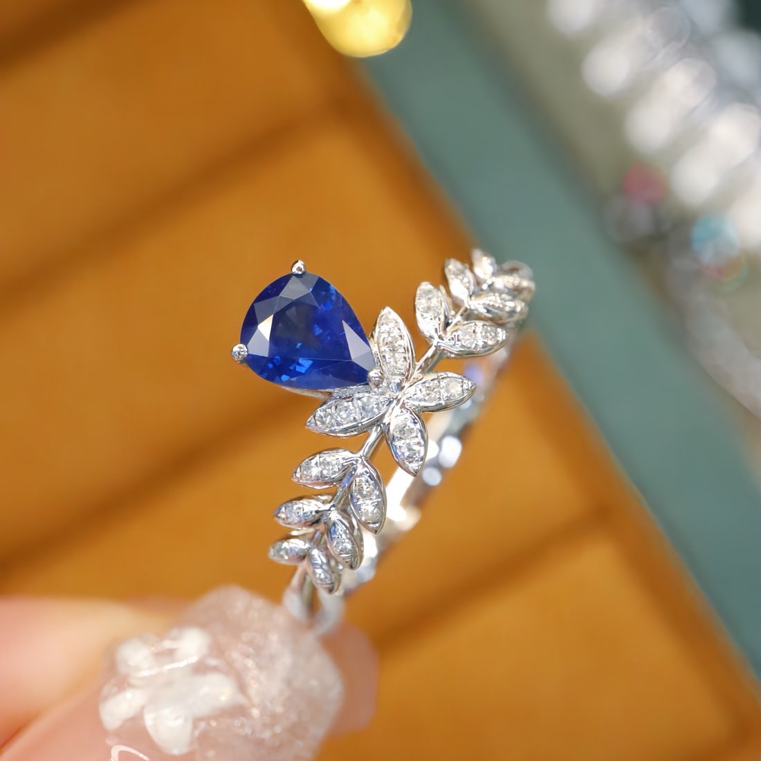 14k Gold 0.76 Ctw Natural Sapphire & Diamond Ring - 2