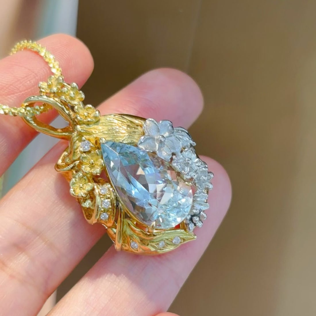14k Gold 7.67 Ctw Natural Aquamarine & Diamond Pendant( Without Chain ) - 2