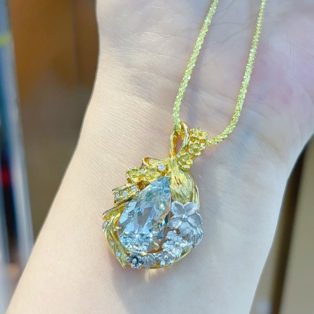 14k Gold 7.67 Ctw Natural Aquamarine & Diamond Pendant( Without Chain ) - 5