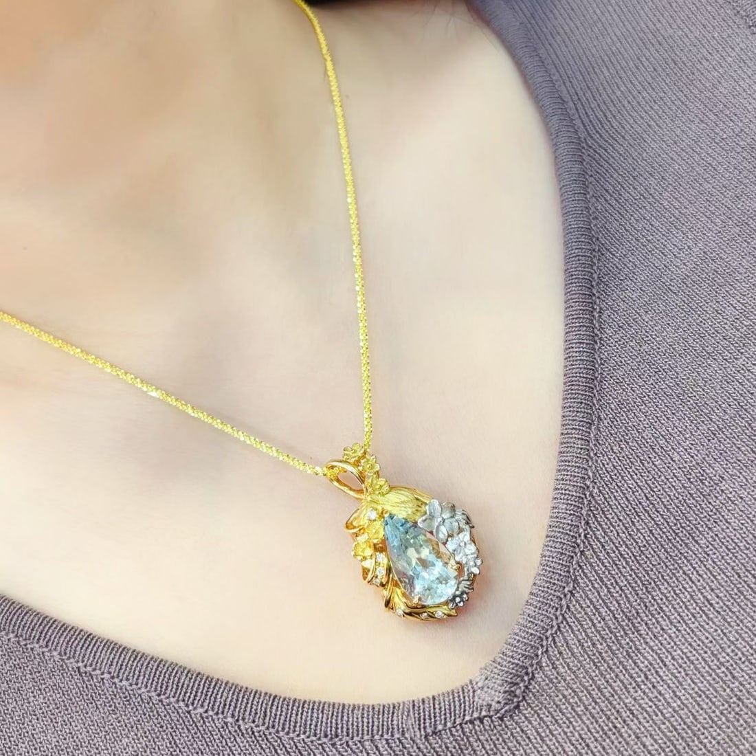 14k Gold 7.67 Ctw Natural Aquamarine & Diamond Pendant( Without Chain ) - 6