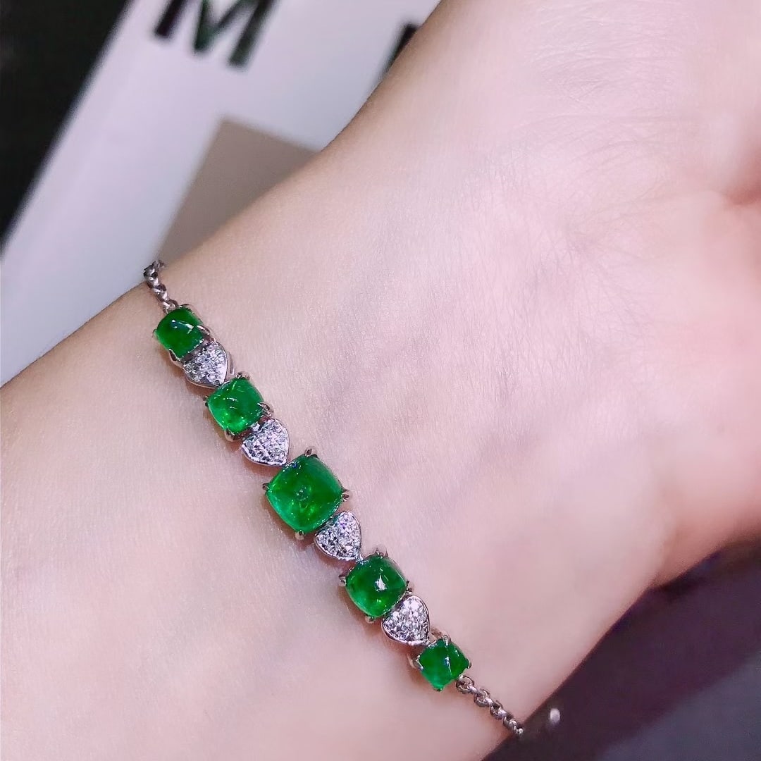 14k Gold 2.1 Ct Vivid Green Natural Emerald & Diamond Bracelet - 3