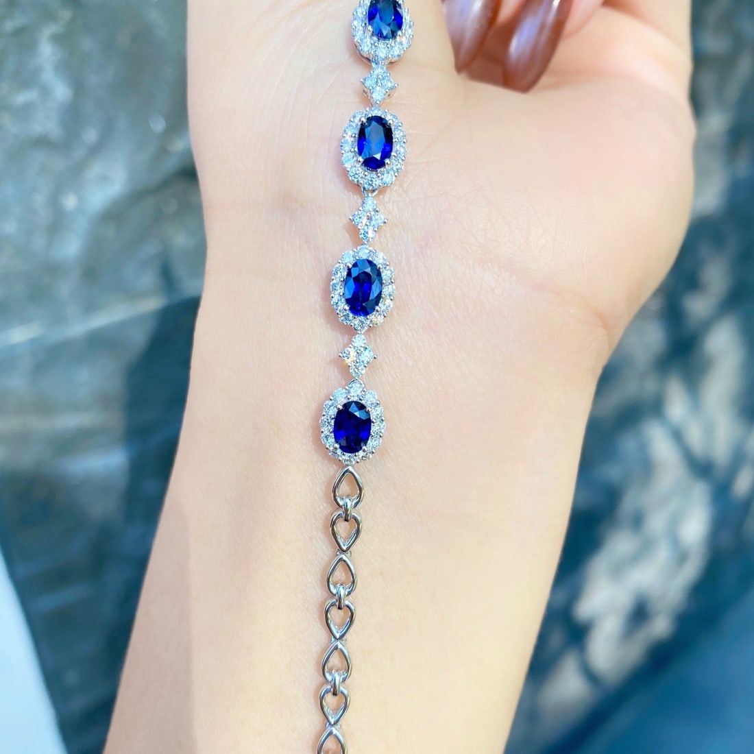 14k Gold 4.28 Ctw Vivid Blue Natural Sapphire & Diamond Bracelet - 2