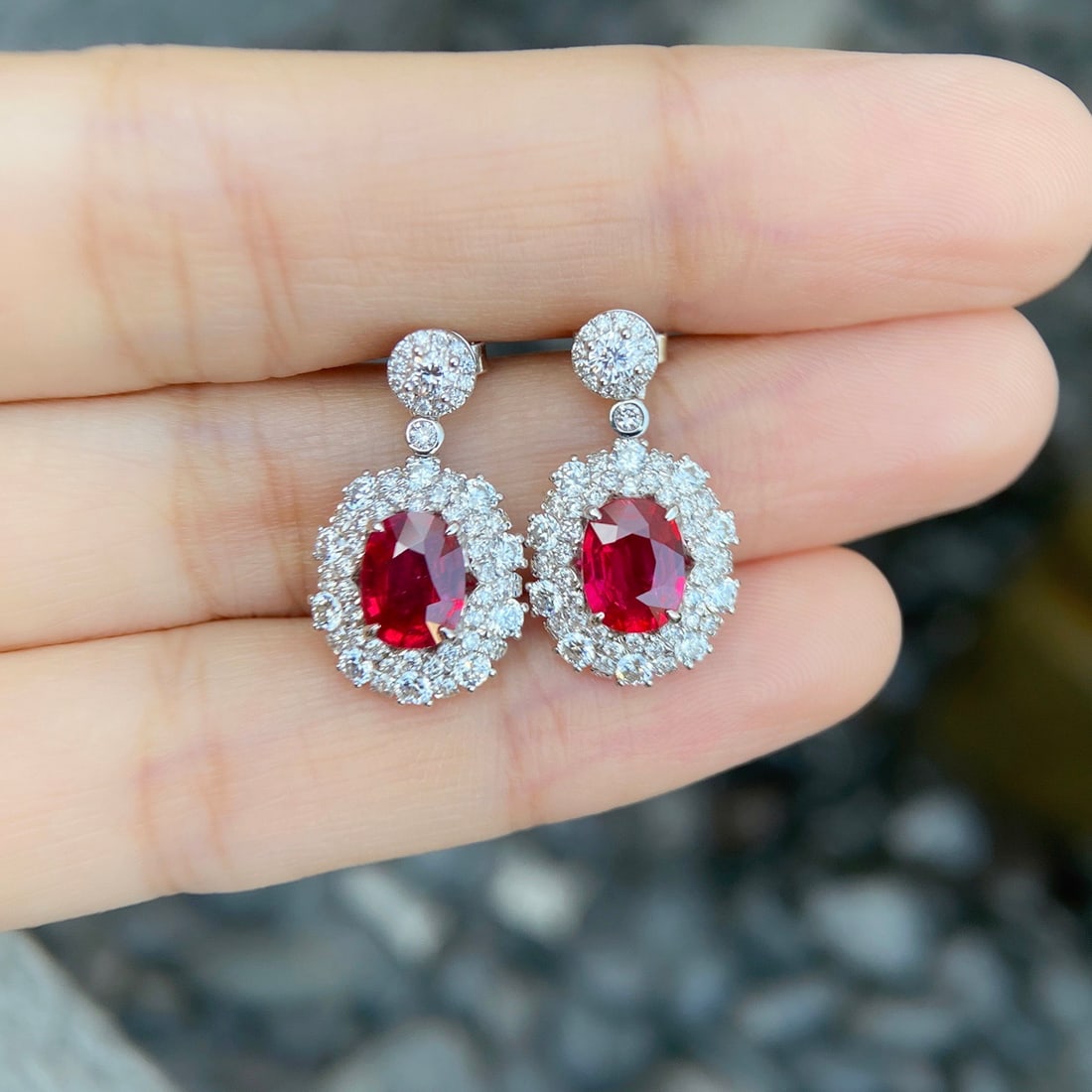 14k Gold 3.71 Ctw Natural Ruby & Diamond Earrings: Ref:231114206 // gold content:14k gold // main gemstone:ruby // shape:oval // carat weight:2. 26ct // color:pigeonblood red // treatment:natural // // adjacent gemstone 2 : diamond // shape:round // c