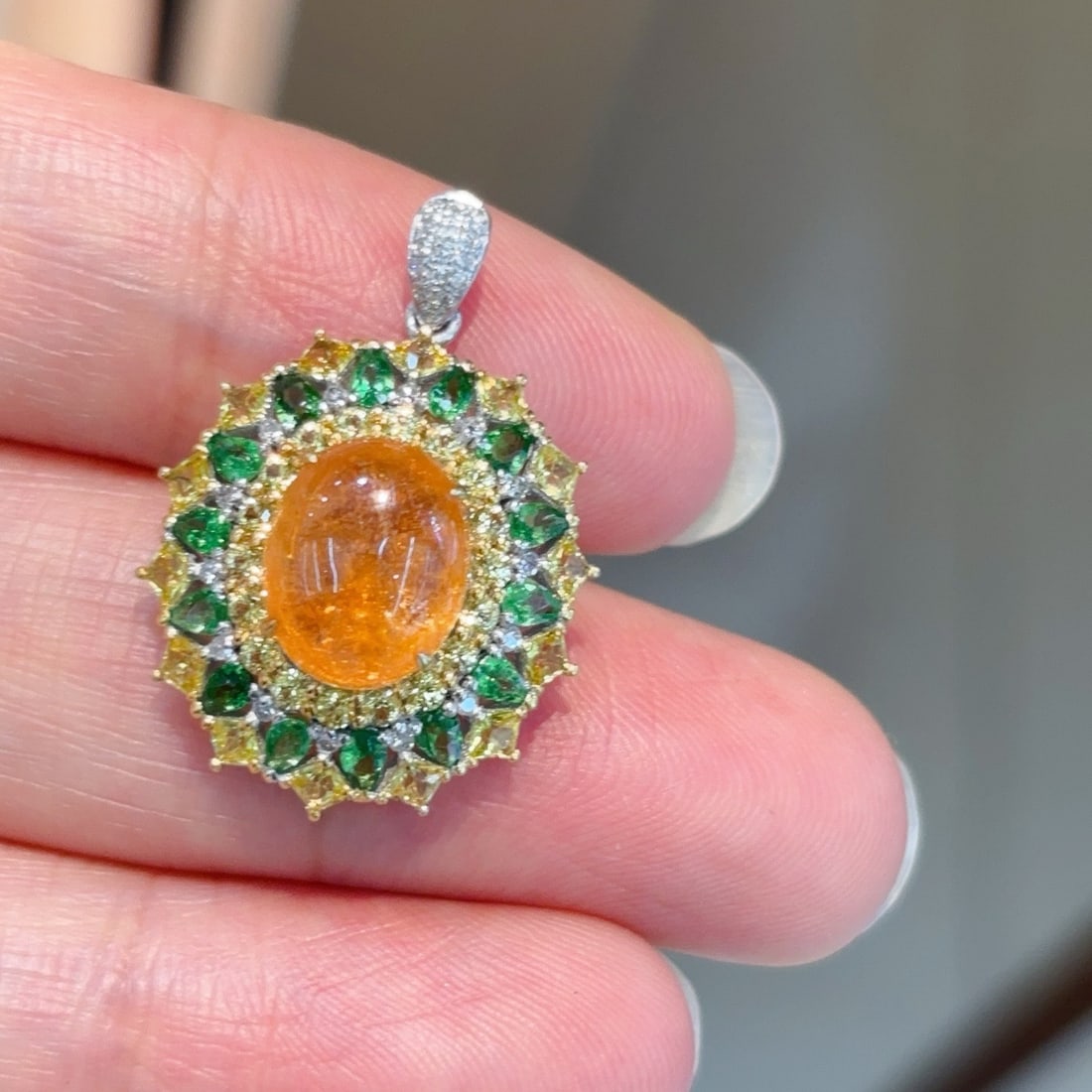 14k Gold 5.1 Ct Natural Spessartine & Diamond Pendant( Without Chain ) - 4