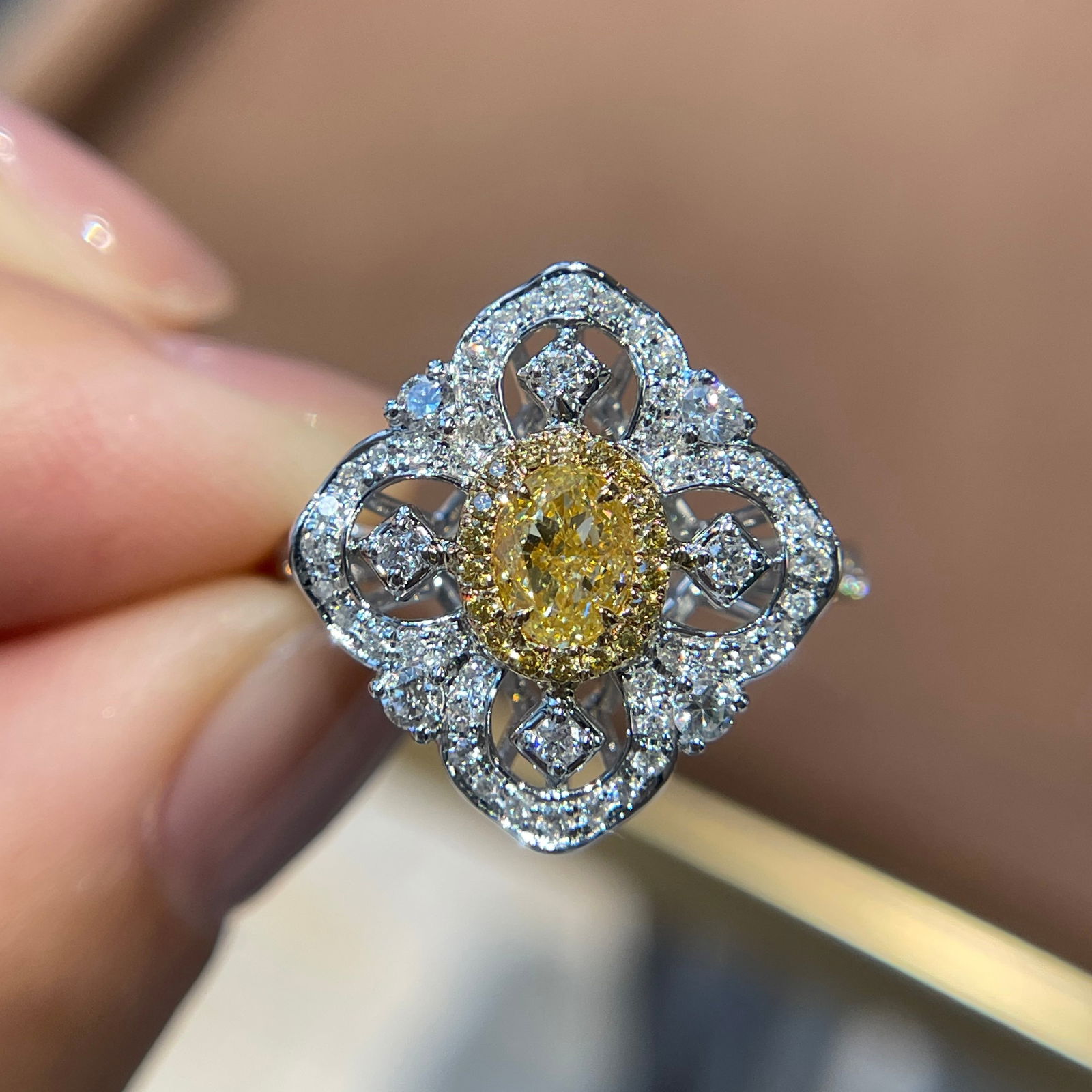 14k Gold 1.02 Ctw Natural Yellow Diamond & Diamond Ring - 5