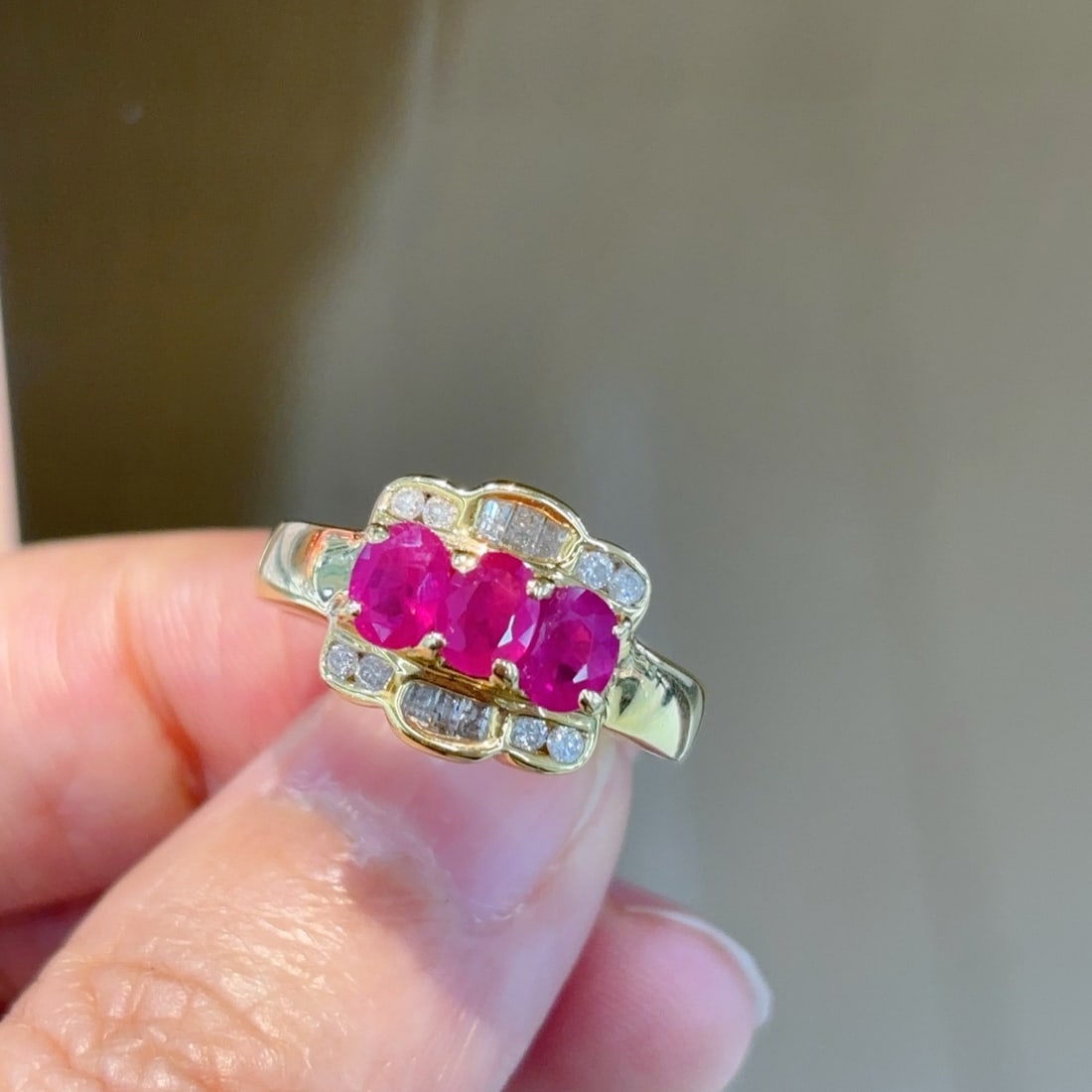 14k Gold 1.95 Ctw Natural Ruby & Diamond Ring - 2