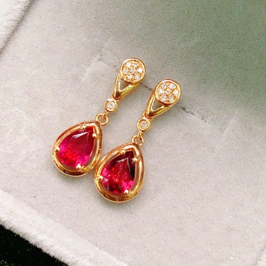 14k Gold 0.75 Ctw Natural Tourmaline & Diamond Earrings - 3