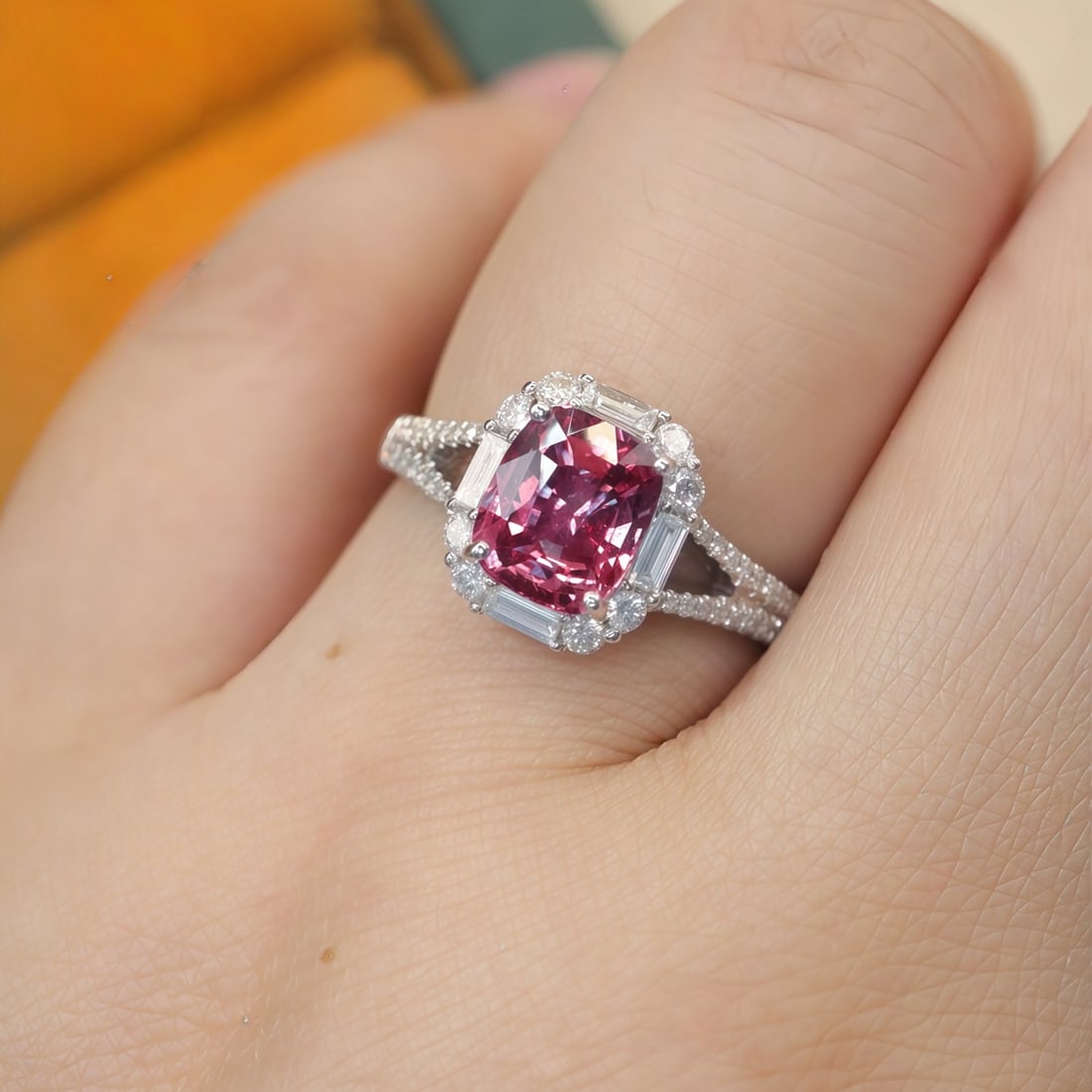 14k Gold 2.07 Ctw Natural Padparadscha Sapphire & Diamond Ring - 5