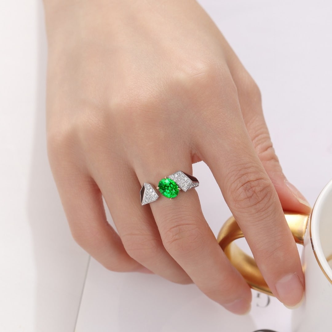 14k Gold 1.57 Ct Vivid Green Natural Tsavorite & Diamond Ring - 5