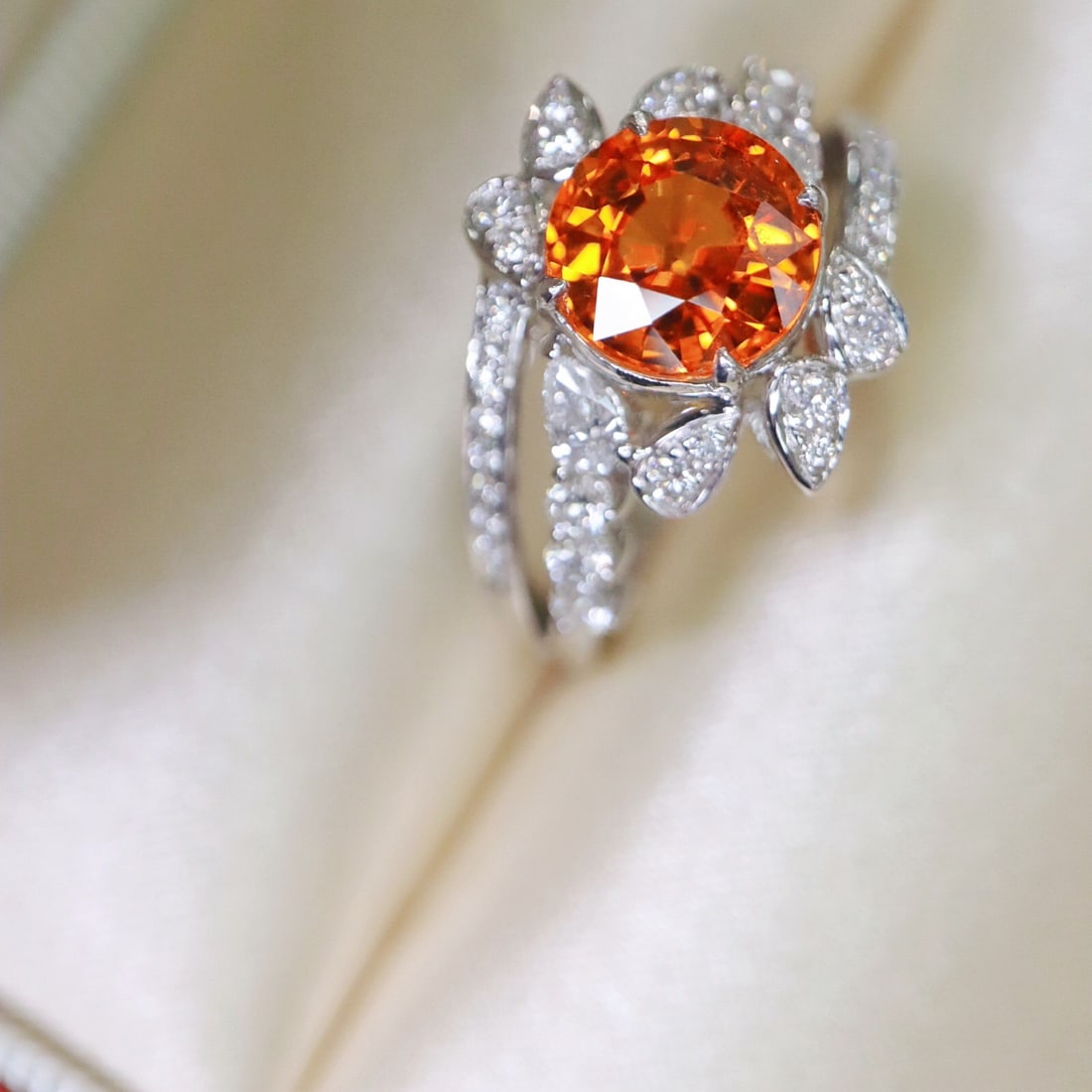 14k Gold 2.88 Ctw Natural Spessartine & Diamond Ring - 6