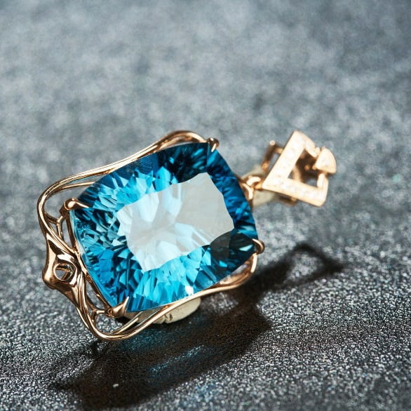 14k Gold 16.7 Ct Natural Topaz & Diamond Pendant( Without Chain ) - 7