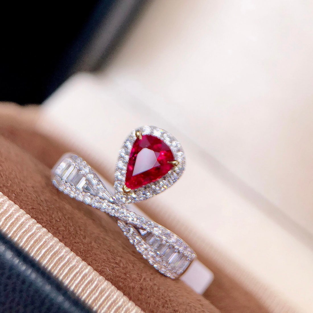 14k Gold 1.62 Ctw Natural Ruby & Diamond Ring - 2