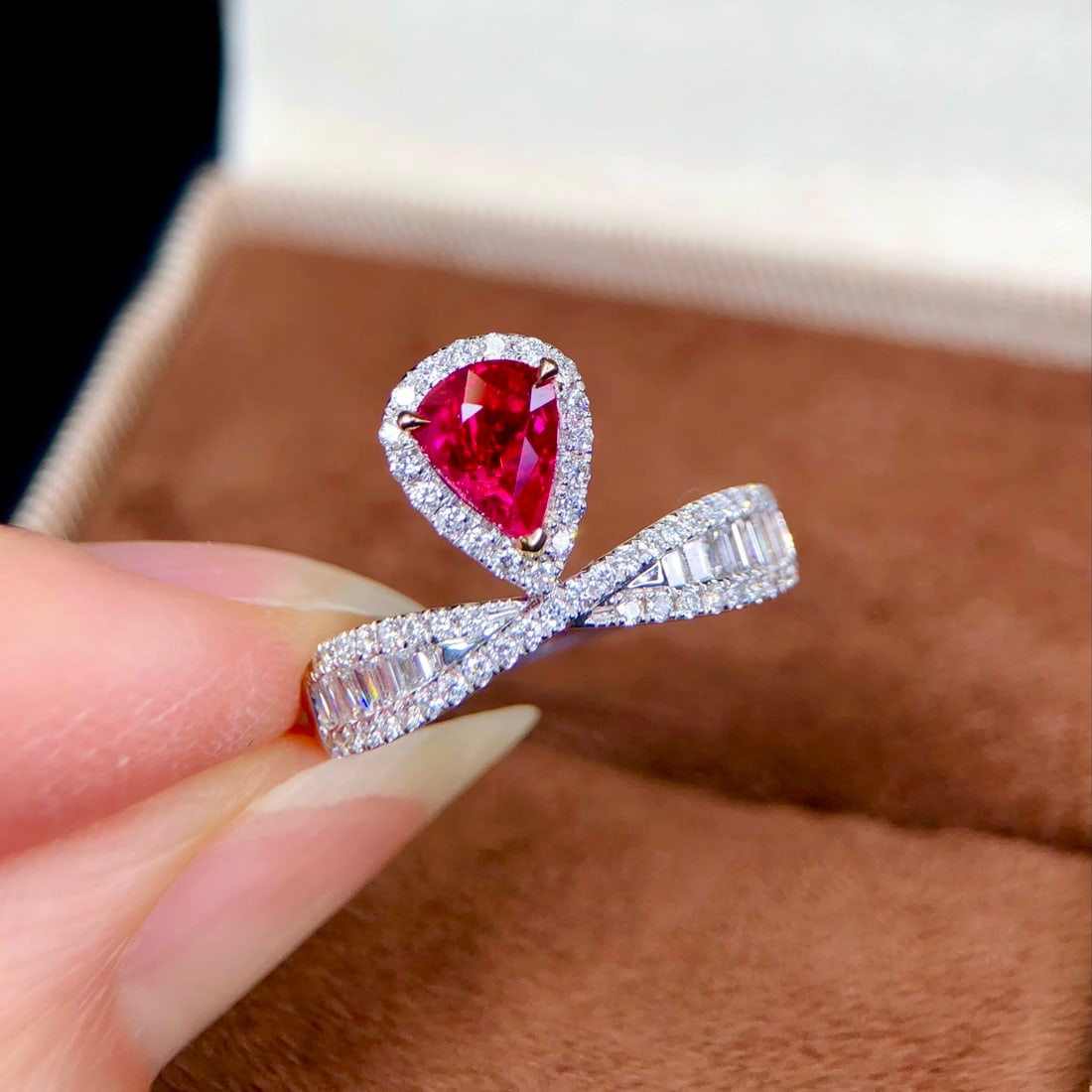 14k Gold 1.62 Ctw Natural Ruby & Diamond Ring - 4