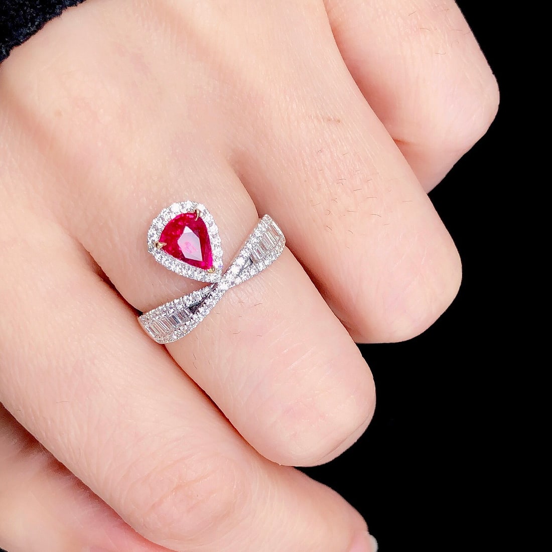 14k Gold 1.62 Ctw Natural Ruby & Diamond Ring - 5