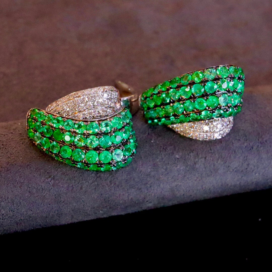14k Gold 3.34 Ctw Natural Emerald & Diamond Earrings - 2