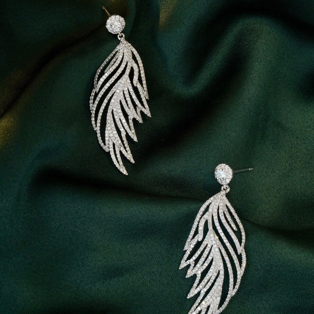 14k Gold 1.86 Ct Natural H Diamond Earrings - 2