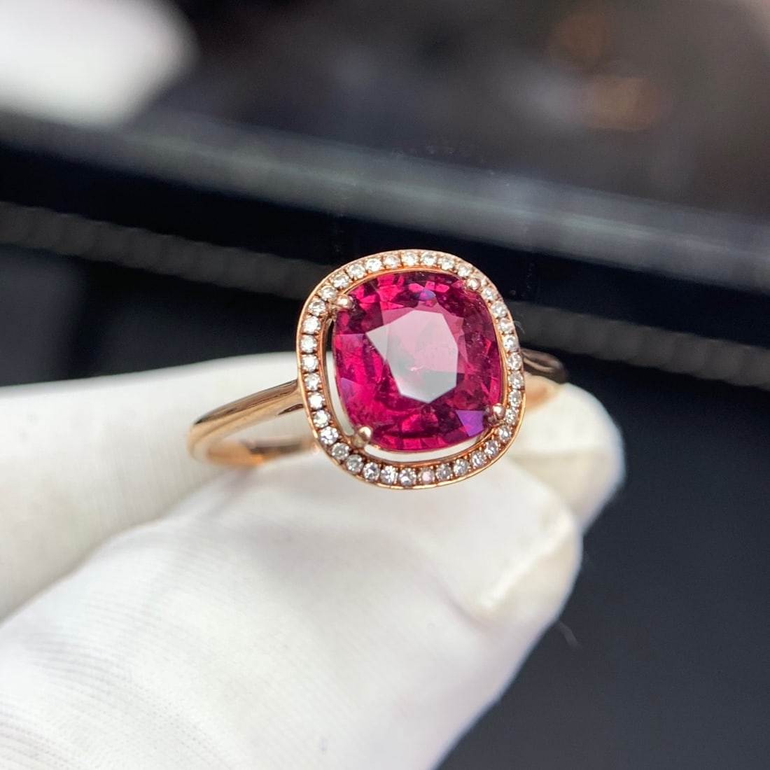 14k Gold 1.9 Ct Natural Tourmaline & Diamond Ring - 7