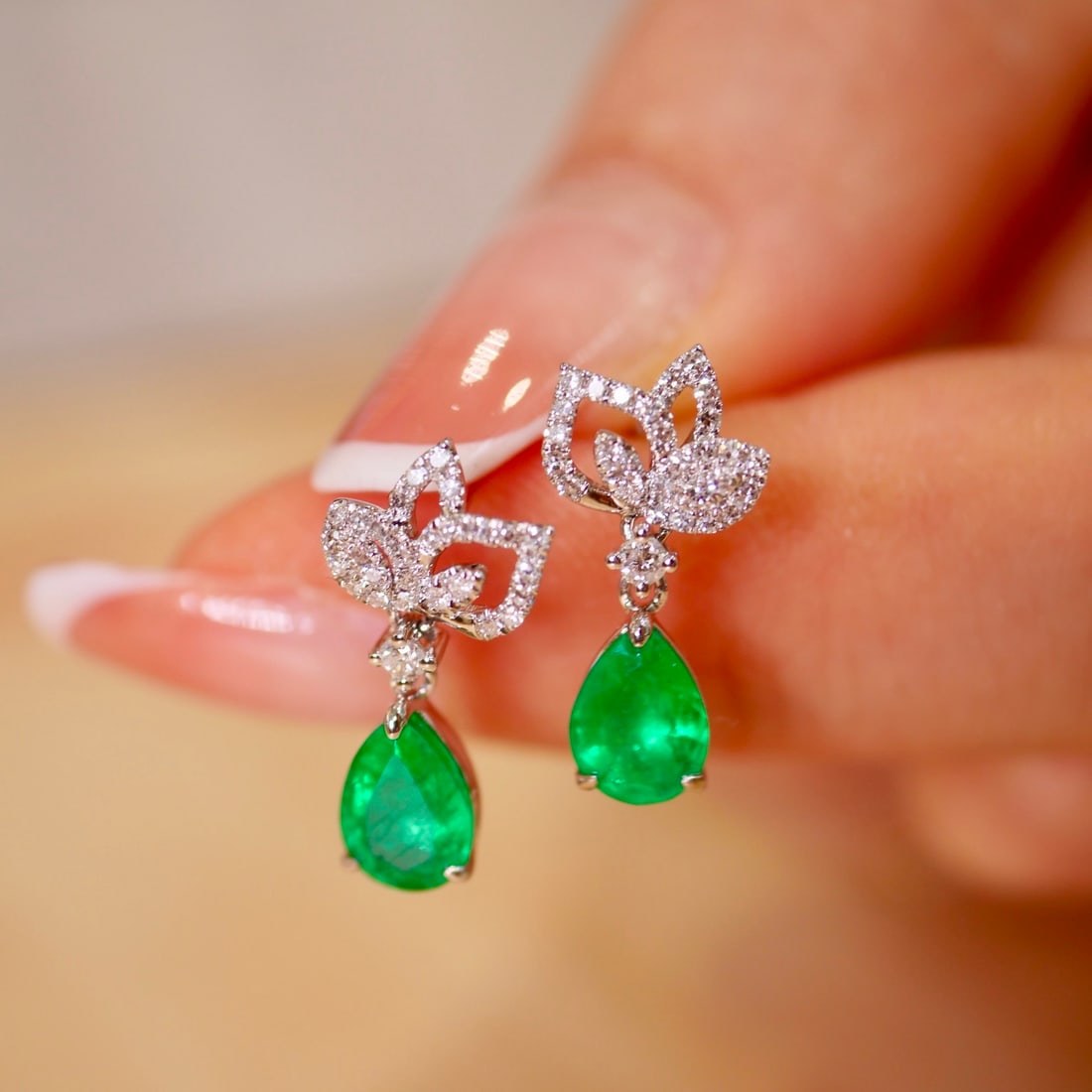 14k Gold 1.59 Ctw Vivid Green Natural Emerald & Diamond Earrings - 2