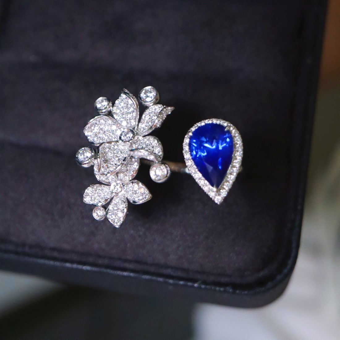 14k Gold 3.10 Ctw Natural Sapphire & Diamond Ring - 4