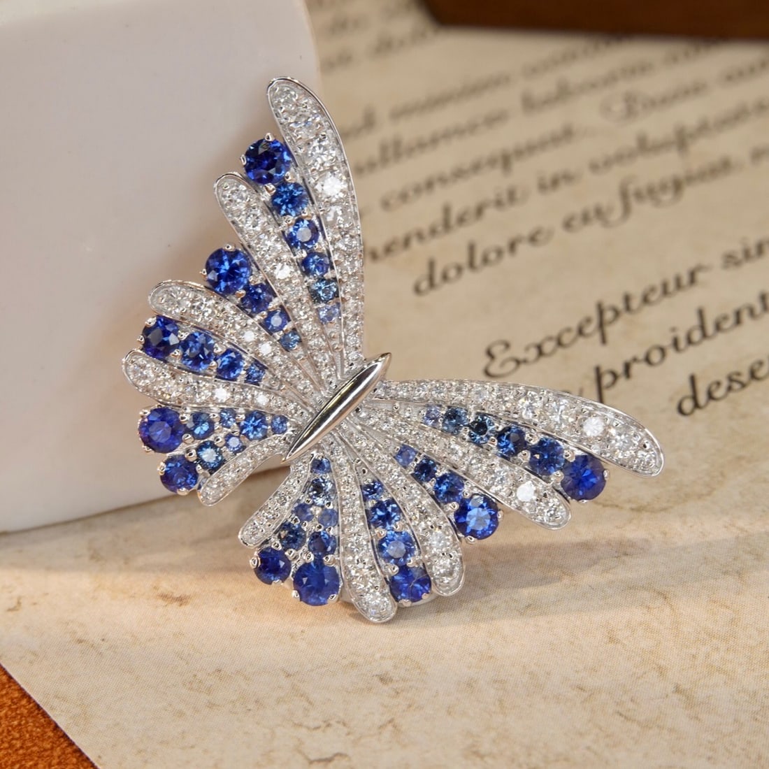 14k Gold 2.08 Ctw Natural Sapphire & Diamond Pendant( Without Chain ): Ref:231114355 // gold content:14k gold // main gemstone:sapphire // shape:round // carat weight:1. 40ct // color:blue // treatment:natural // cut grade:g // // adjacent gemstone 2 : diamond //