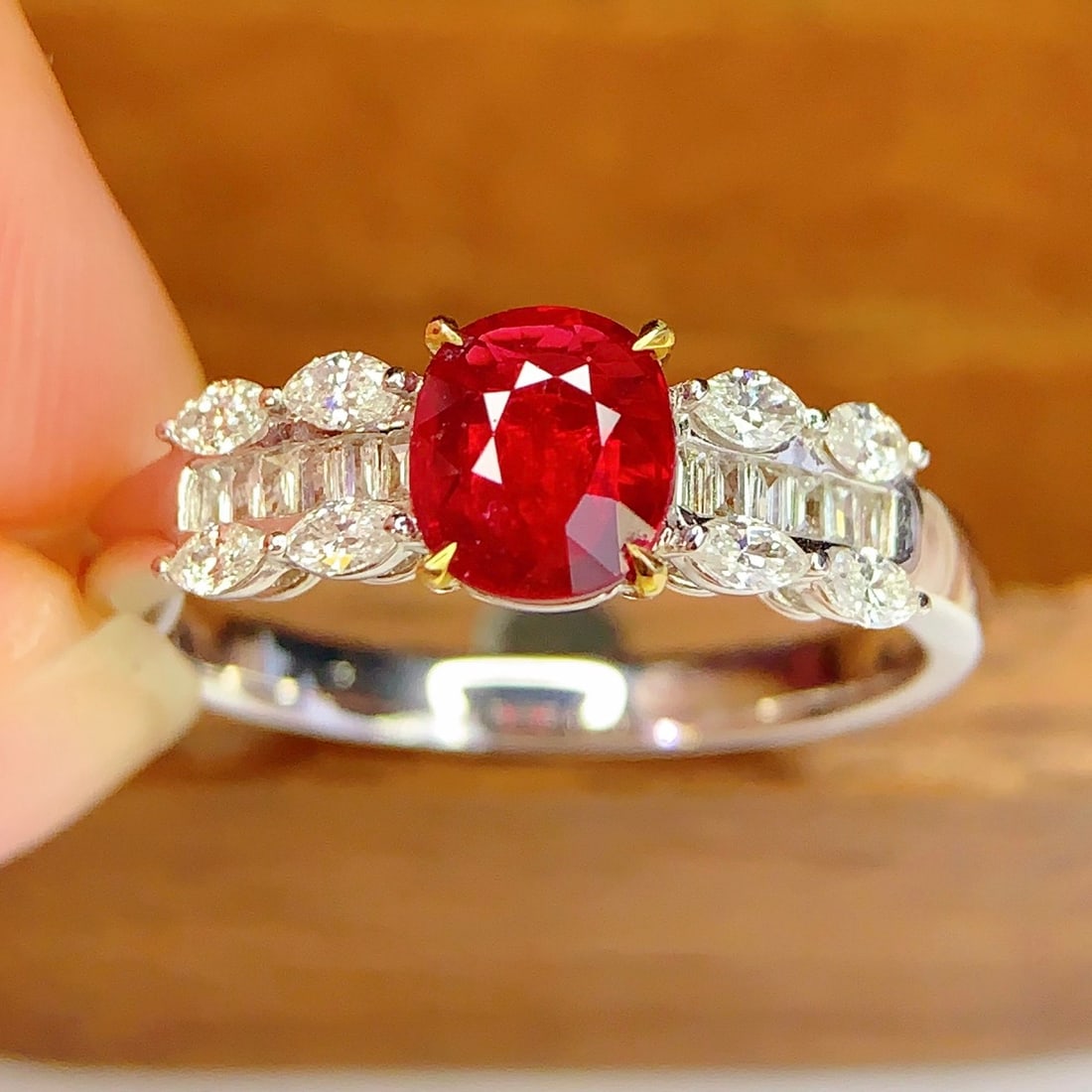 14k Gold 0.93 Ct Natural Ruby & Diamond Ring - 2