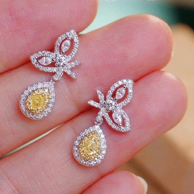 14k Gold 0.9 Ct Natural Color Diamond Earrings - 2